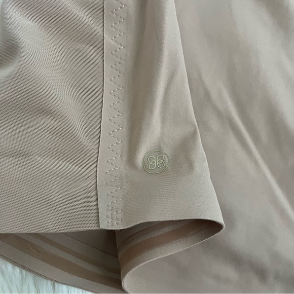 Honeylove LiftWear Wide Strap Tank in Sand Neutral Size 1X Plus - Picture 9 of 9